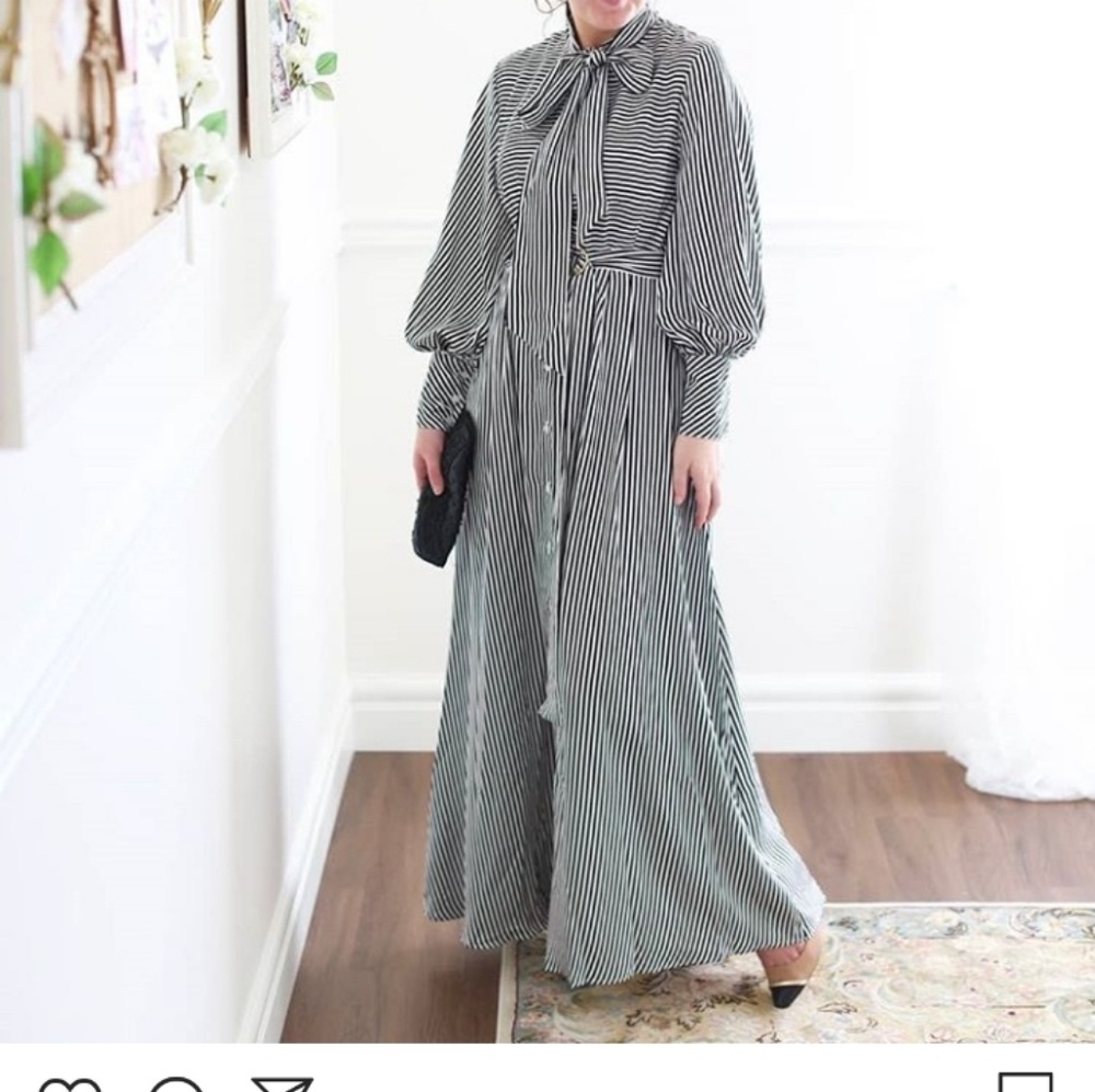 Peony St Boutique/Dainty Jewell's Villa Dress